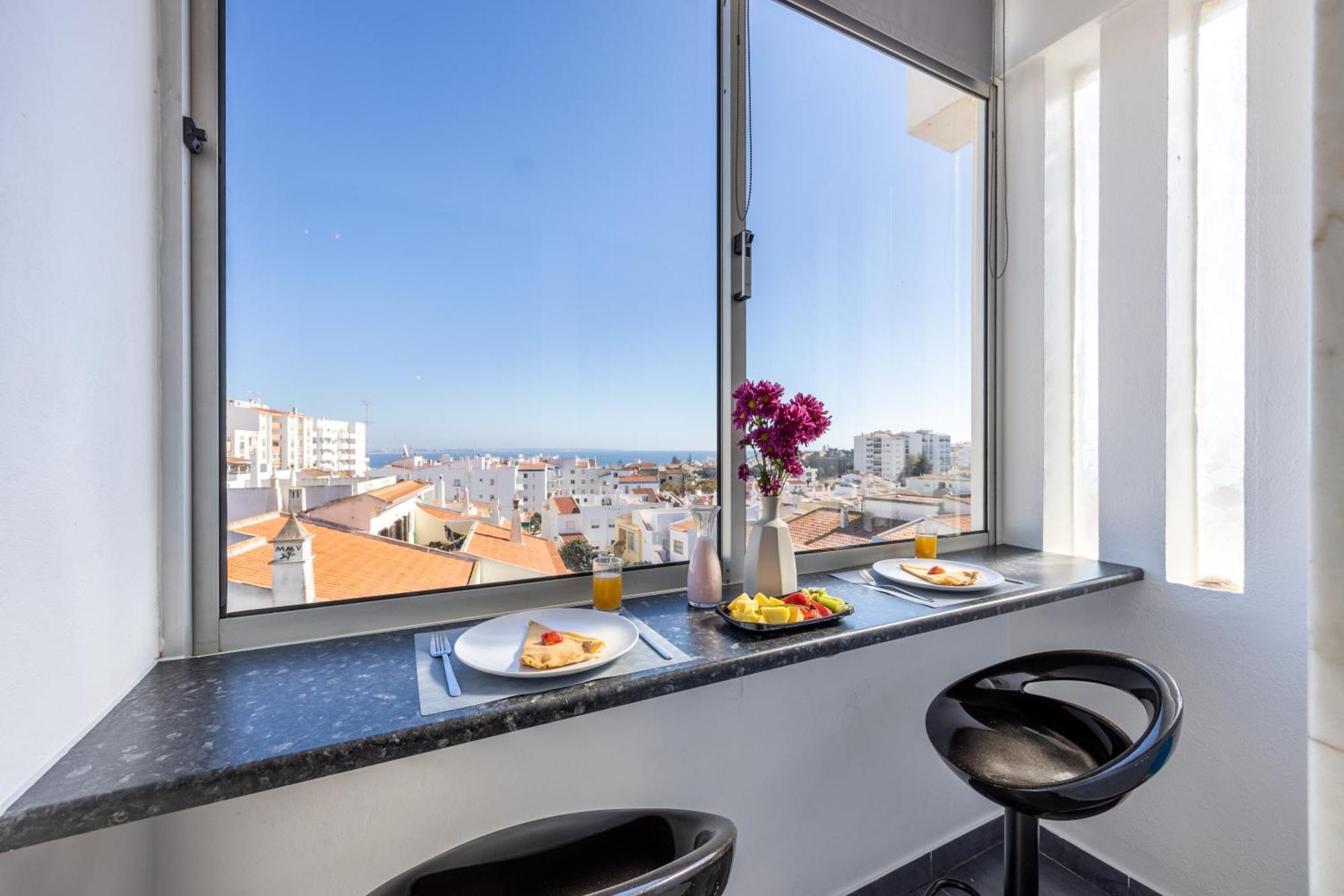 Stay On Top Apartments Lagos Eksteriør bilde